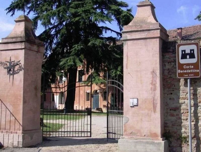corte benedettina a correzzola