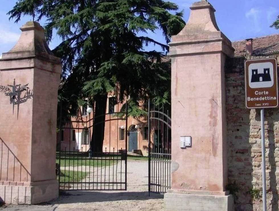 corte benedettina a correzzola